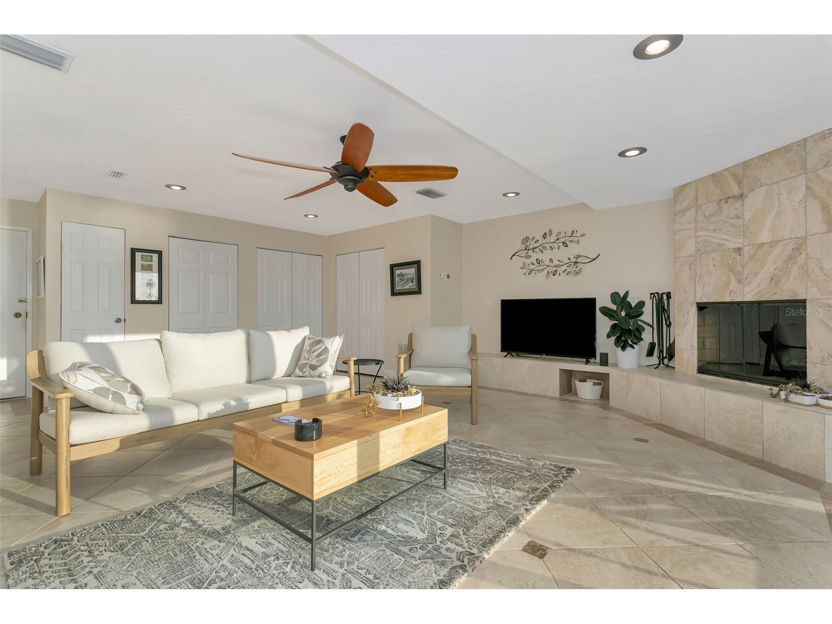 9000 Midnight Pass Road #5 Sarasota FL 34242 A4683685 image3