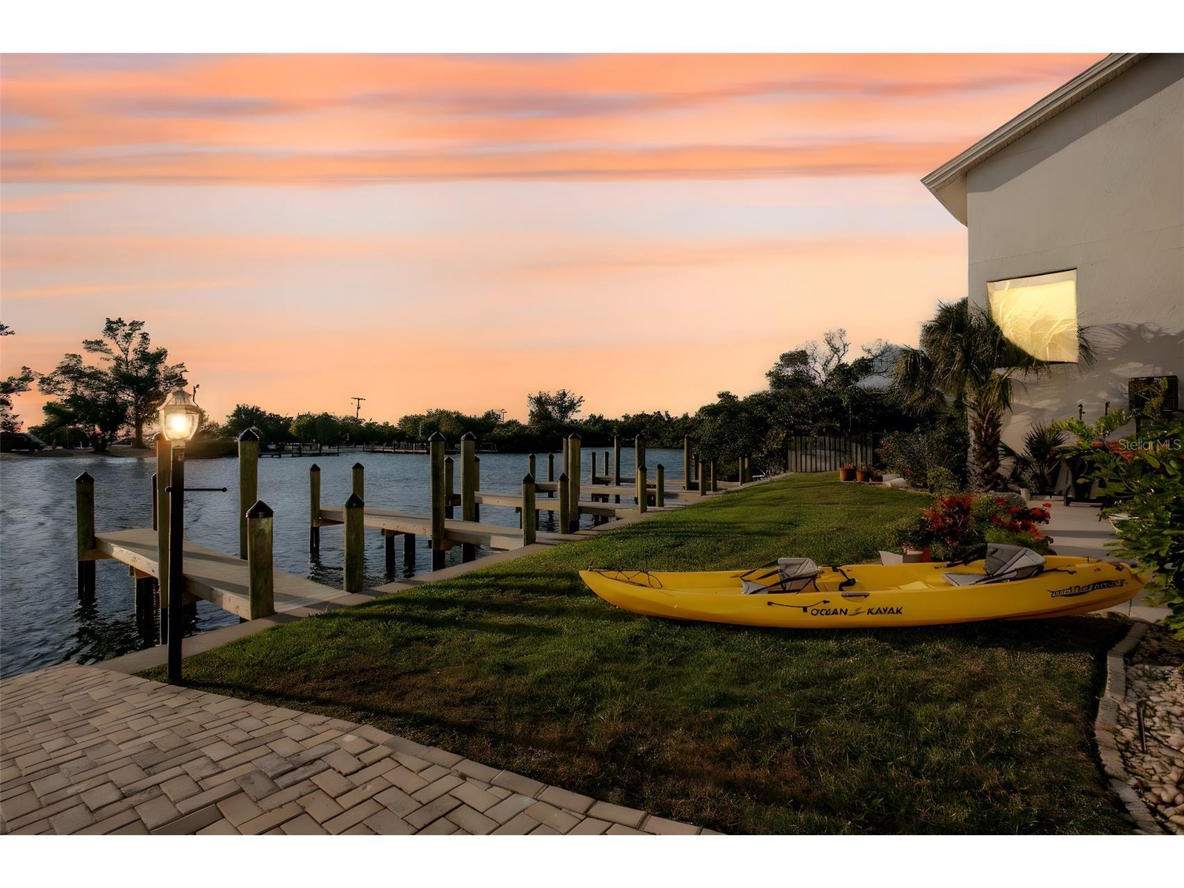 9000 Midnight Pass Road #5 Sarasota FL 34242 A4683685 image67