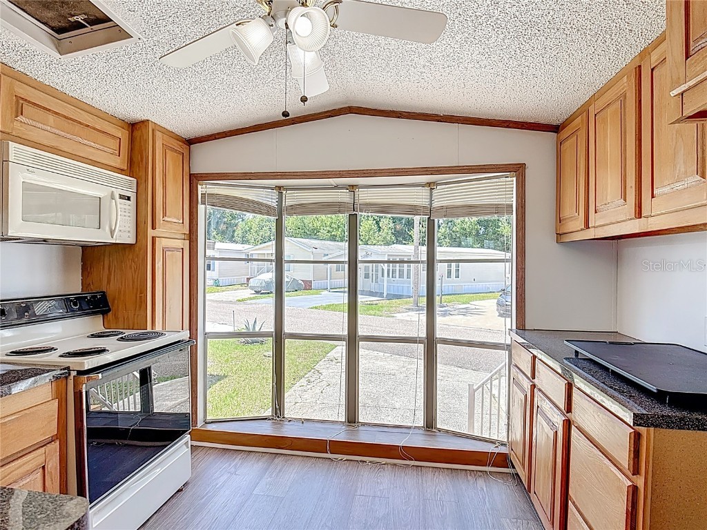 9000 Us Highway 192 #155 Clermont FL 34714 - LAKE DAVENPORT S5127106 image18