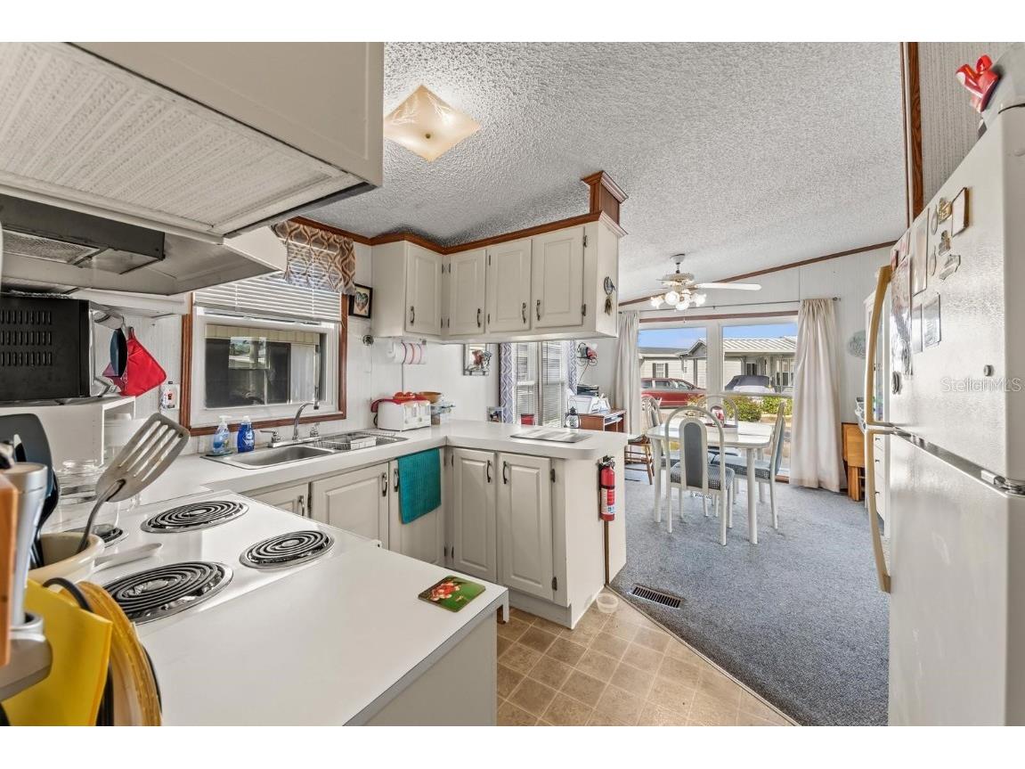 9000 Us Highway 192 #303 Clermont FL 34714 - LAKE DAVENPORT O6362205 image10