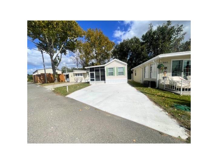 9000 Us Highway 192 #943 Clermont FL 34714 - LAKE DAVENPORT P4927878 image1