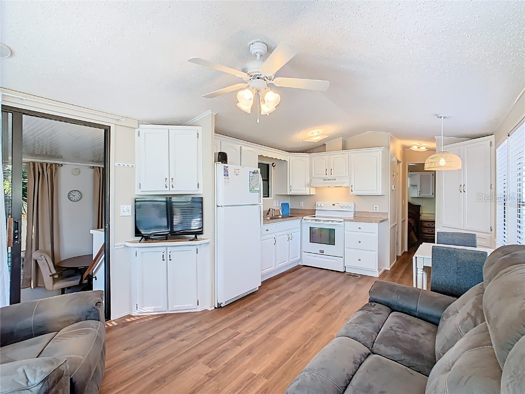 9000 Us Hwy 192 #105 Clermont FL 34714 - LAKE DAVENPORT S5139029 image12