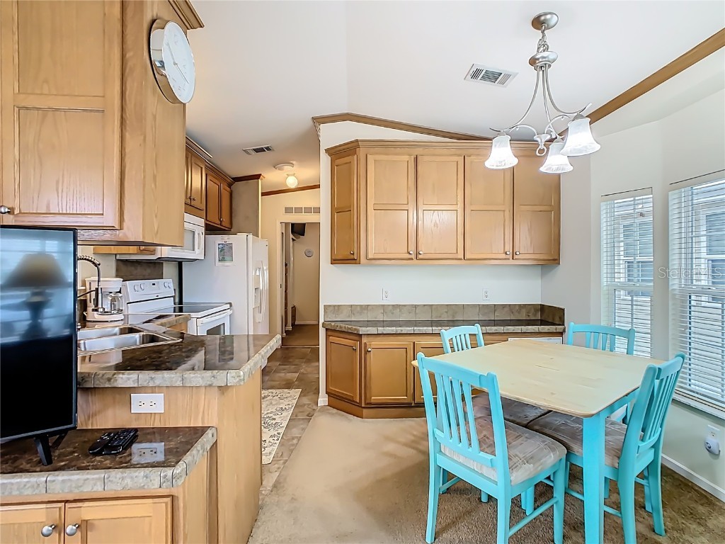 9000 Us Hwy 192 #324 Clermont FL 34714 - LAKE DAVENPORT S5141318 image3