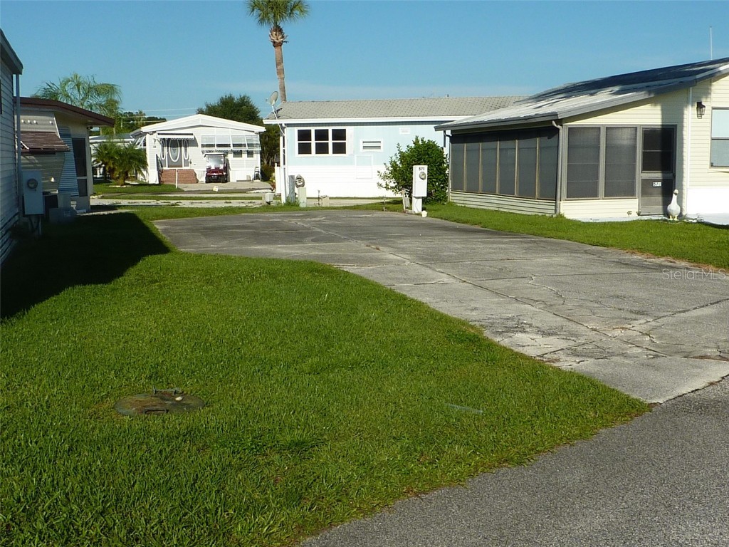 9000 Us Hwy 192 #571 Clermont FL 34714 - LAKE DAVENPORT P4931862 image1