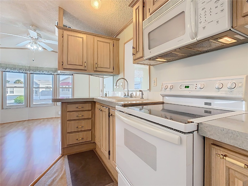 9000 Us Hwy 192 #733 Clermont FL 34714 - LAKE DAVENPORT S5131424 image19