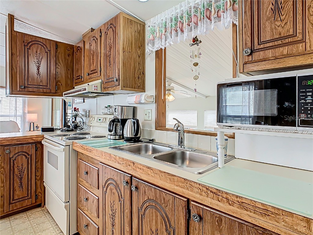 9000 Us Hwy 192 #778 Clermont FL 34714 - LAKE DAVENPORT S5123727 image14