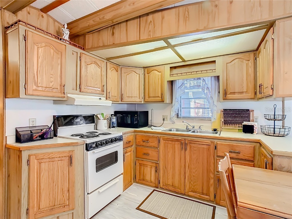 9000 Us Hwy 192 # 837 Clermont FL 34714 - LAKE DAVENPORT S5139155 image4