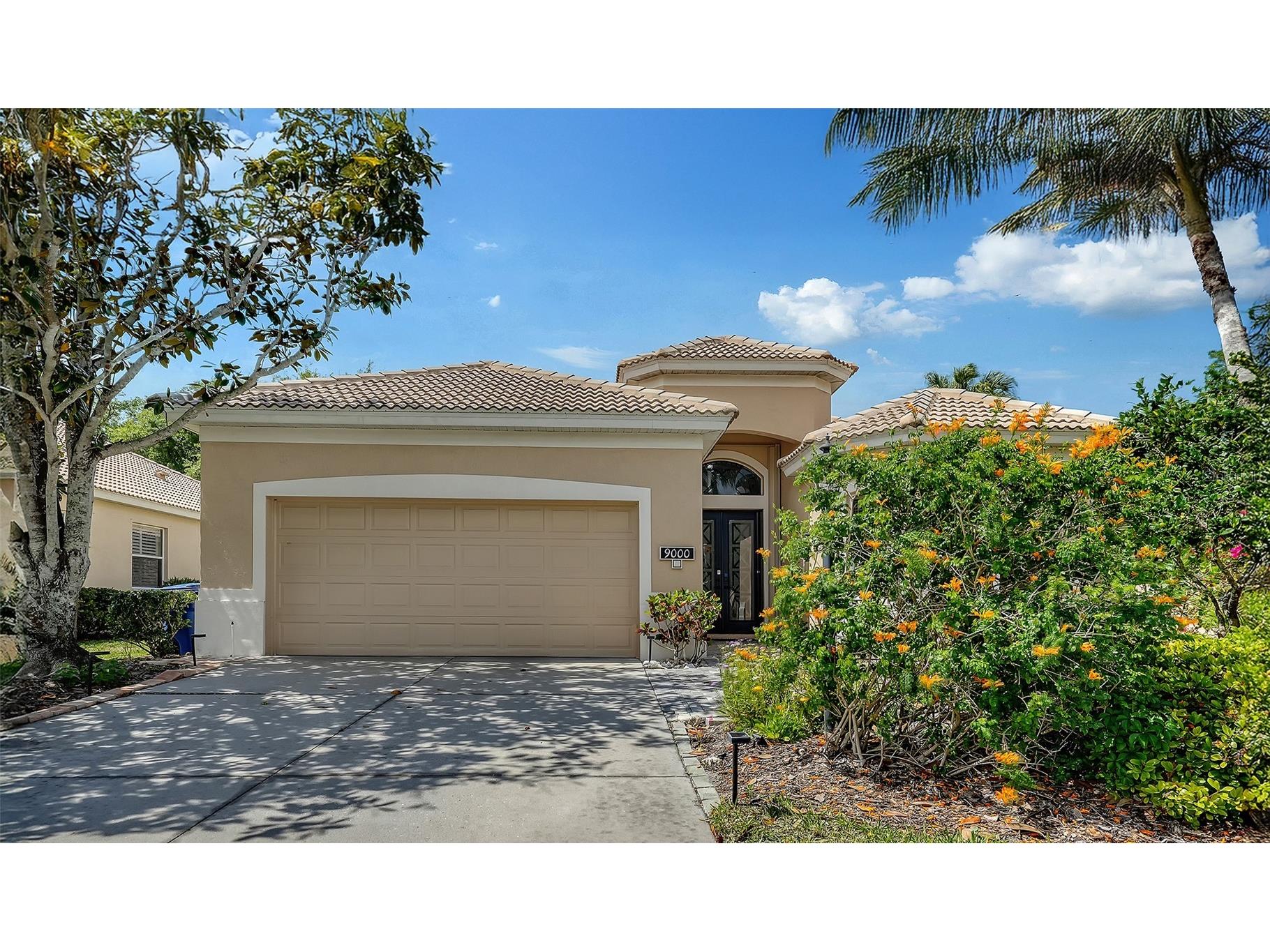 9000 Willow Brook Drive Sarasota FL 34238 A4689576 image1