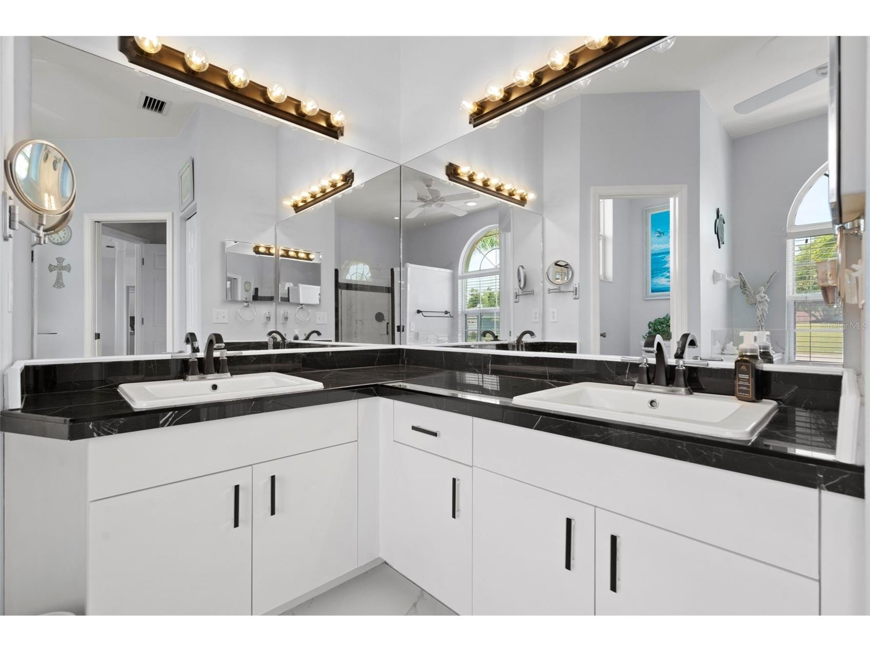 9001 69th Avenue E Palmetto FL 34221 A4696014 image13