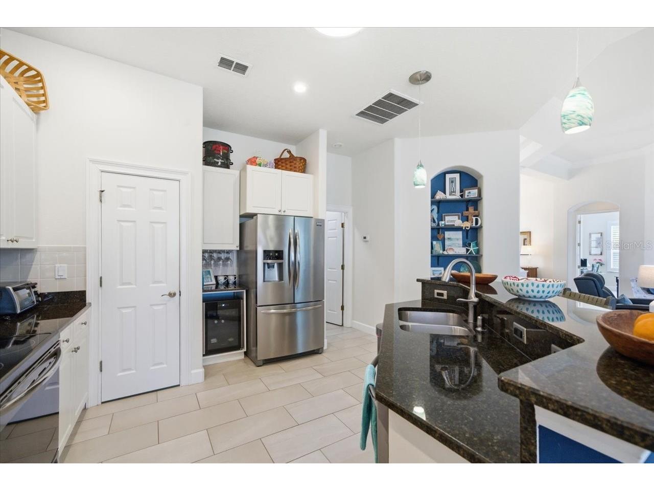 9001 Cypress Glen Court Weeki Wachee FL 34613 W7883461 image24