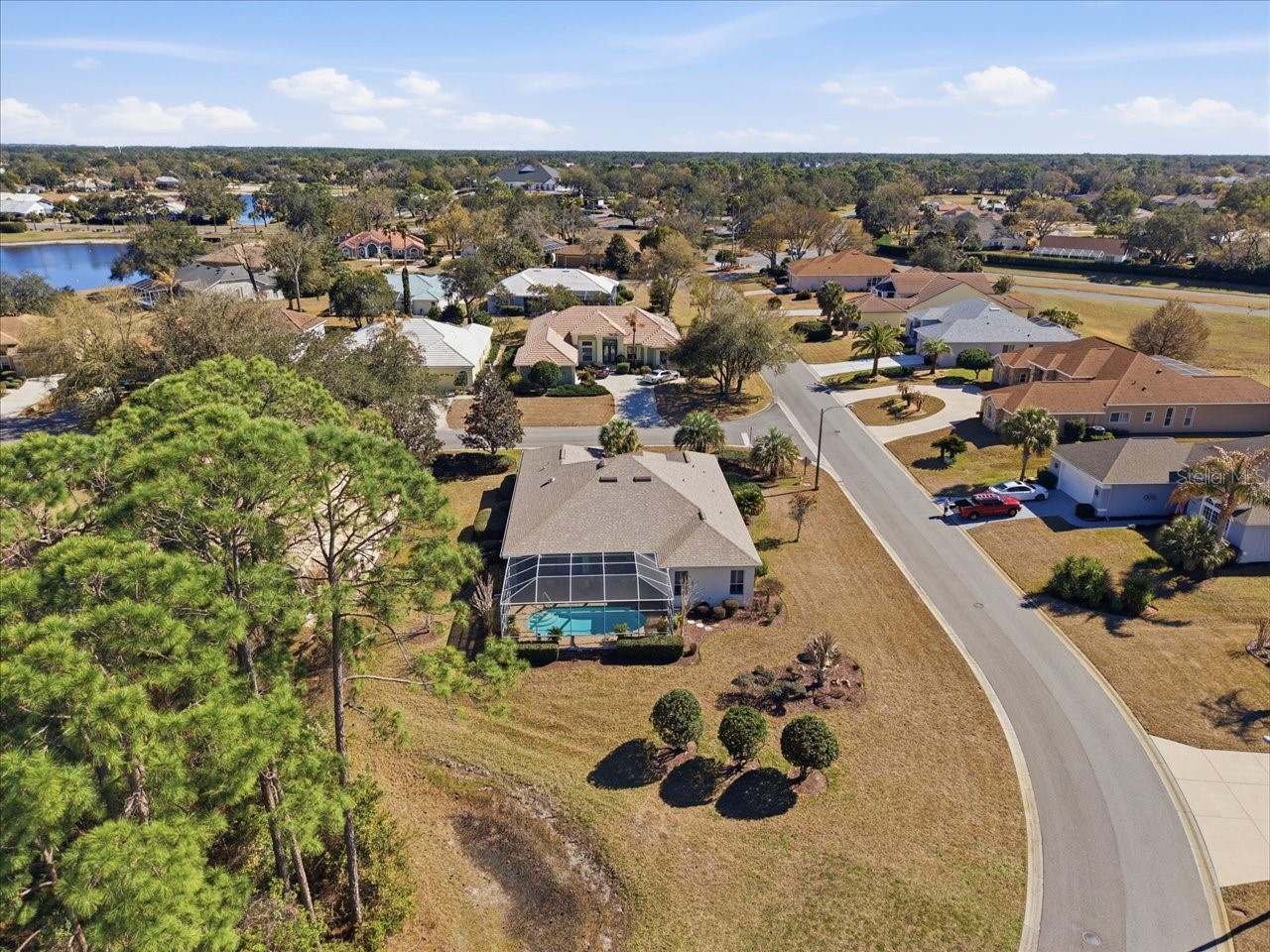 9001 Cypress Glen Court Weeki Wachee FL 34613 W7883461 image5