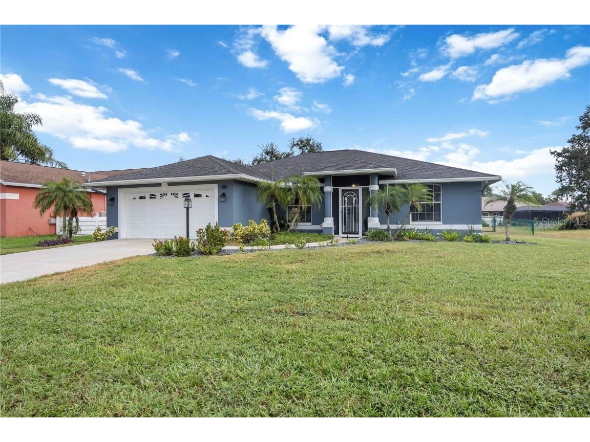 9002 69th Avenue E Palmetto FL 34221 A4667112 image1