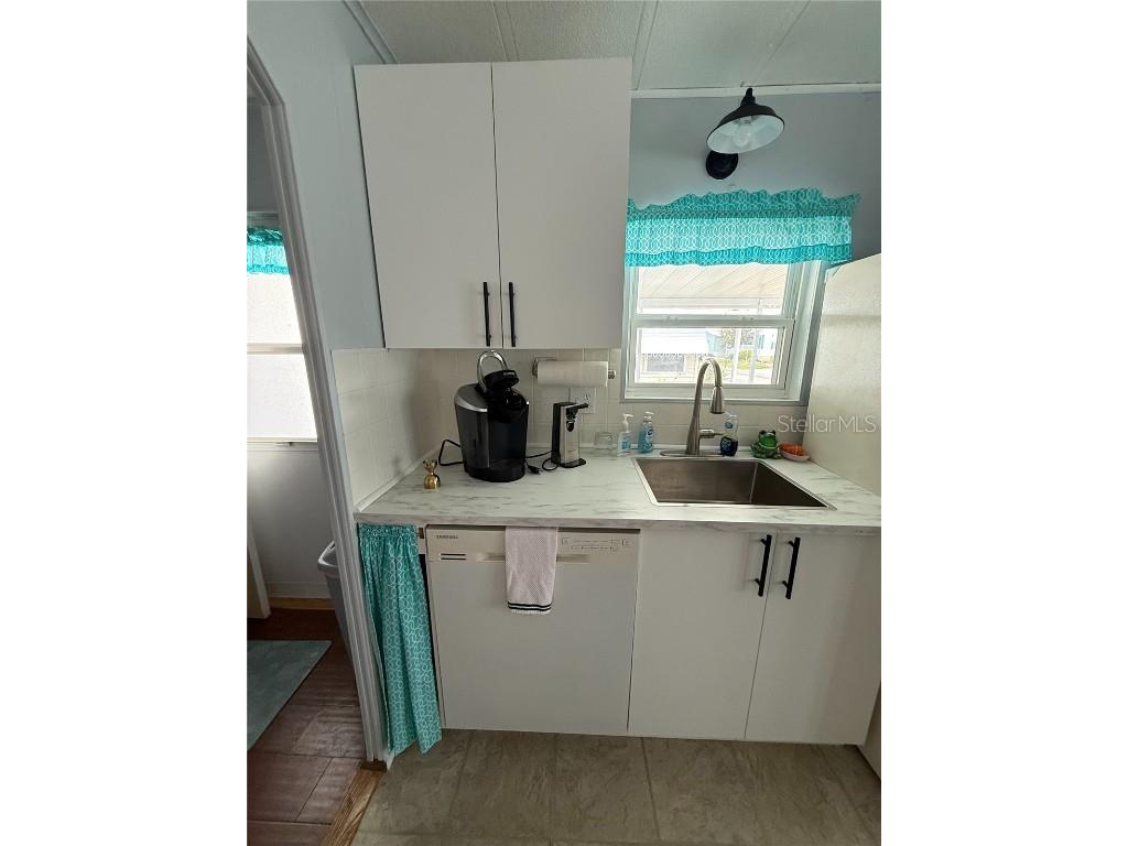 9003 30th Avenue E Palmetto FL 34221 C7509683 image41