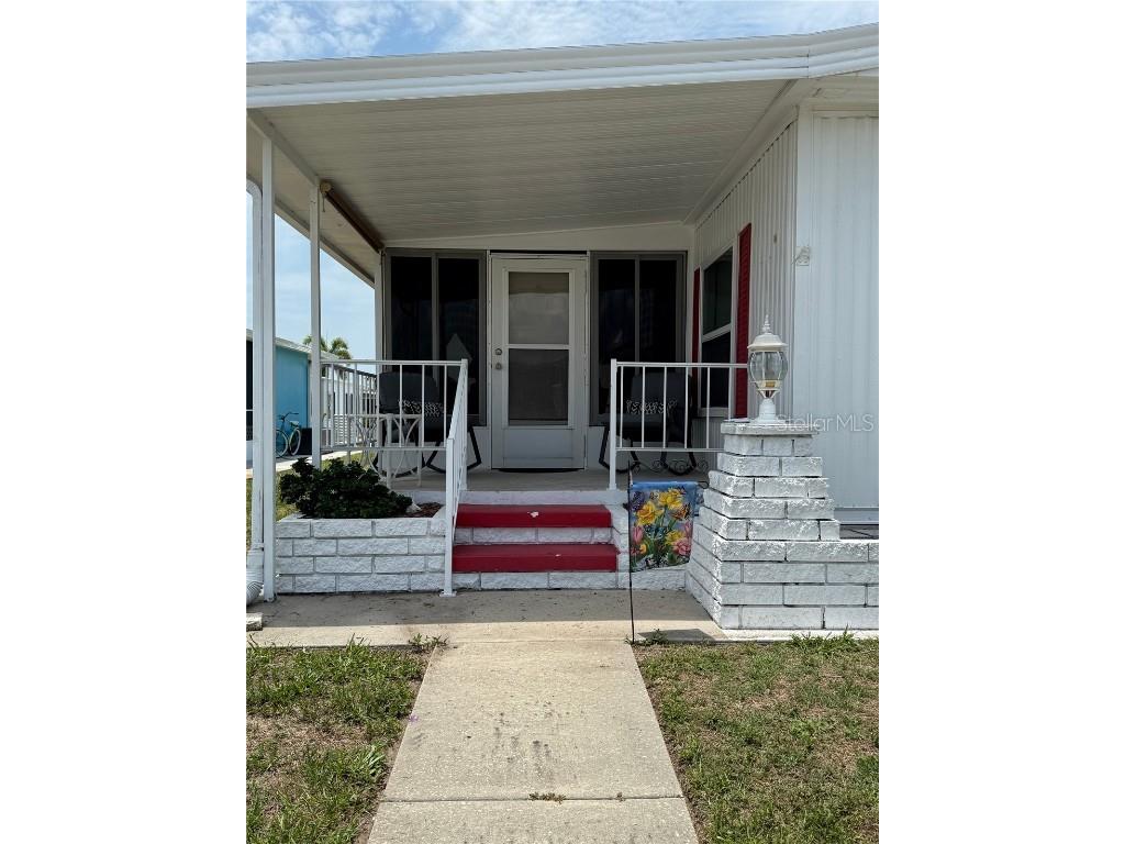 9003 30th Avenue E Palmetto FL 34221 C7509683 image54