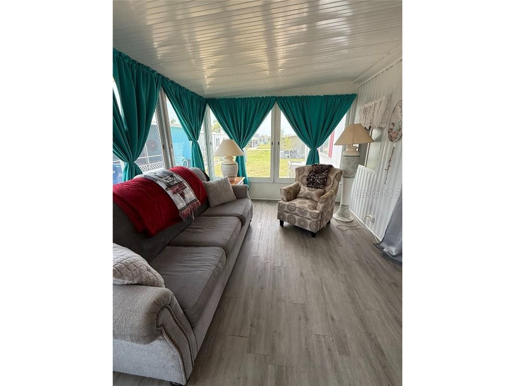 9003 30th Avenue E Palmetto FL 34221 C7509683 image66