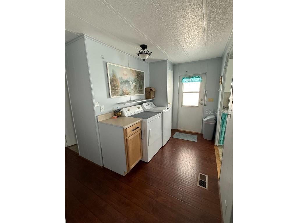 9003 30th Avenue E Palmetto FL 34221 C7509683 image69