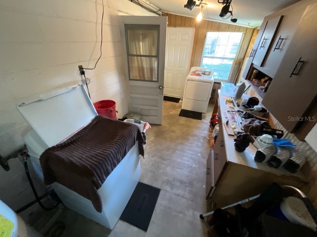 9004 W Cluster Avenue Tampa FL 33615 TB8452718 image15