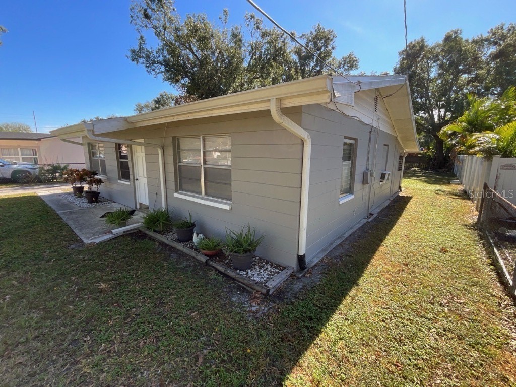 9004 W Cluster Avenue Tampa FL 33615 TB8452718 image3