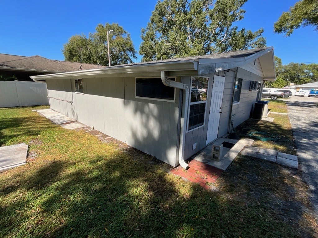 9004 W Cluster Avenue Tampa FL 33615 TB8452718 image5