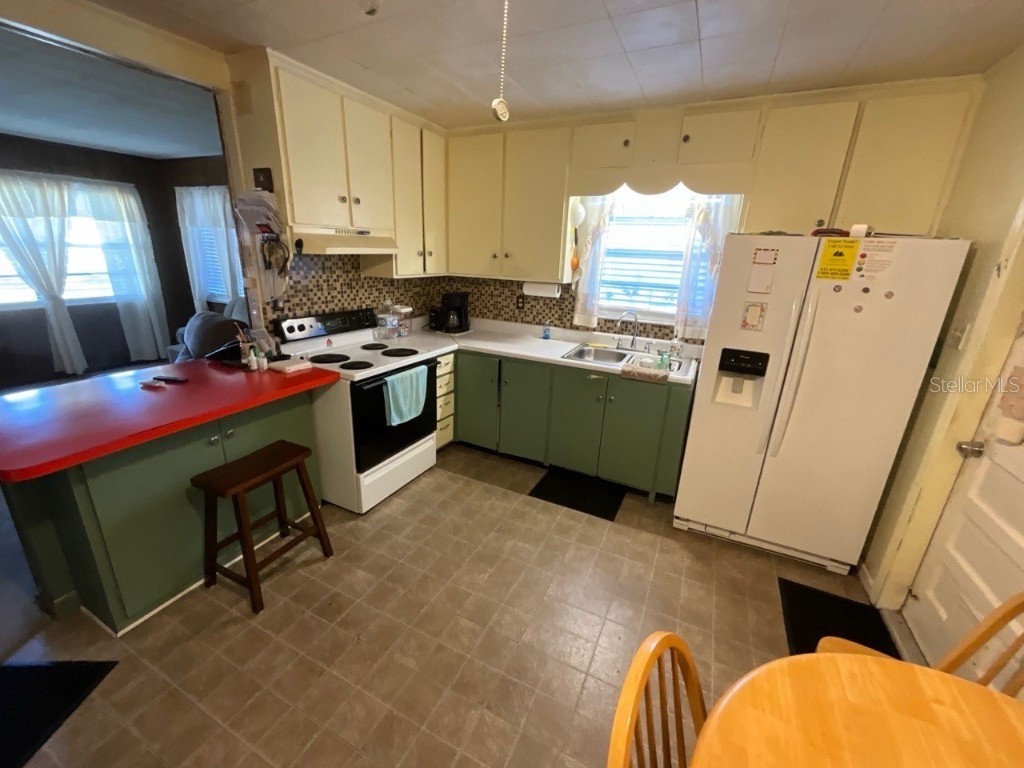 9004 W Cluster Avenue Tampa FL 33615 TB8452718 image6