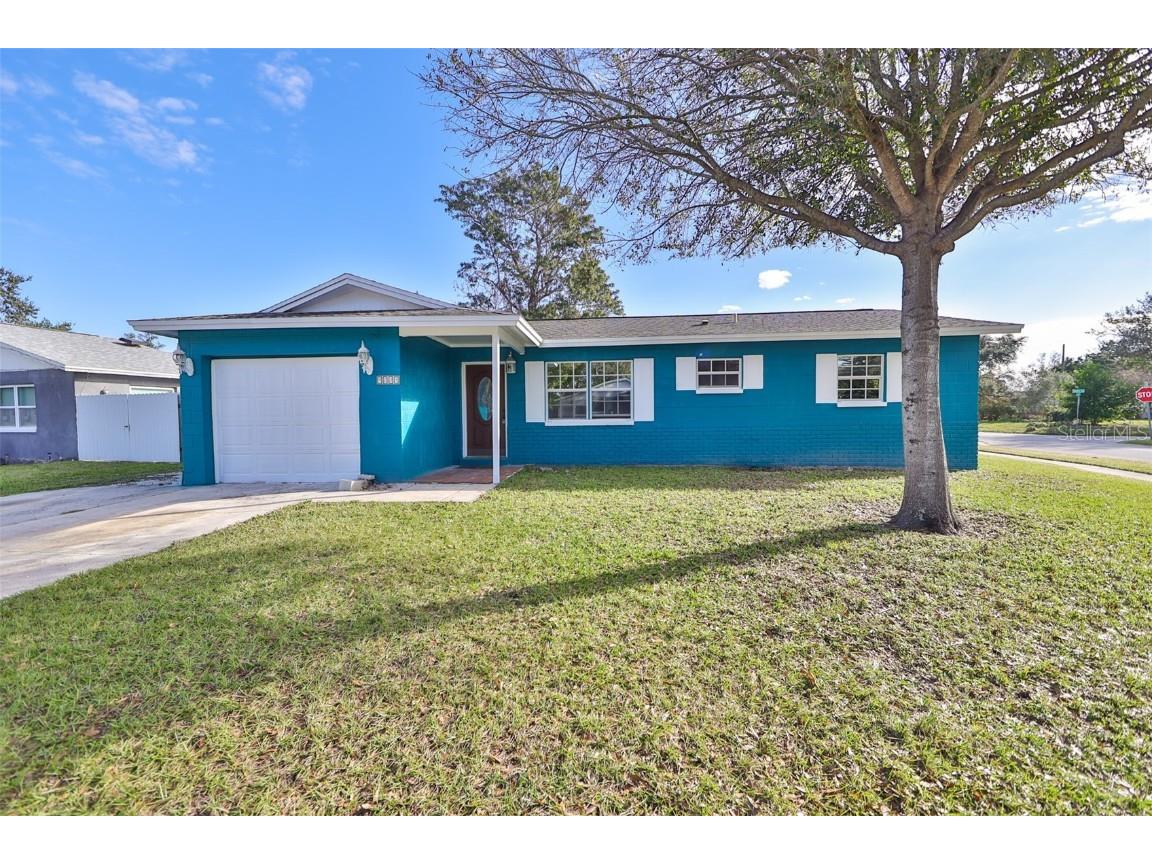 9005 86th Court Largo FL 33777 U8187913 image1