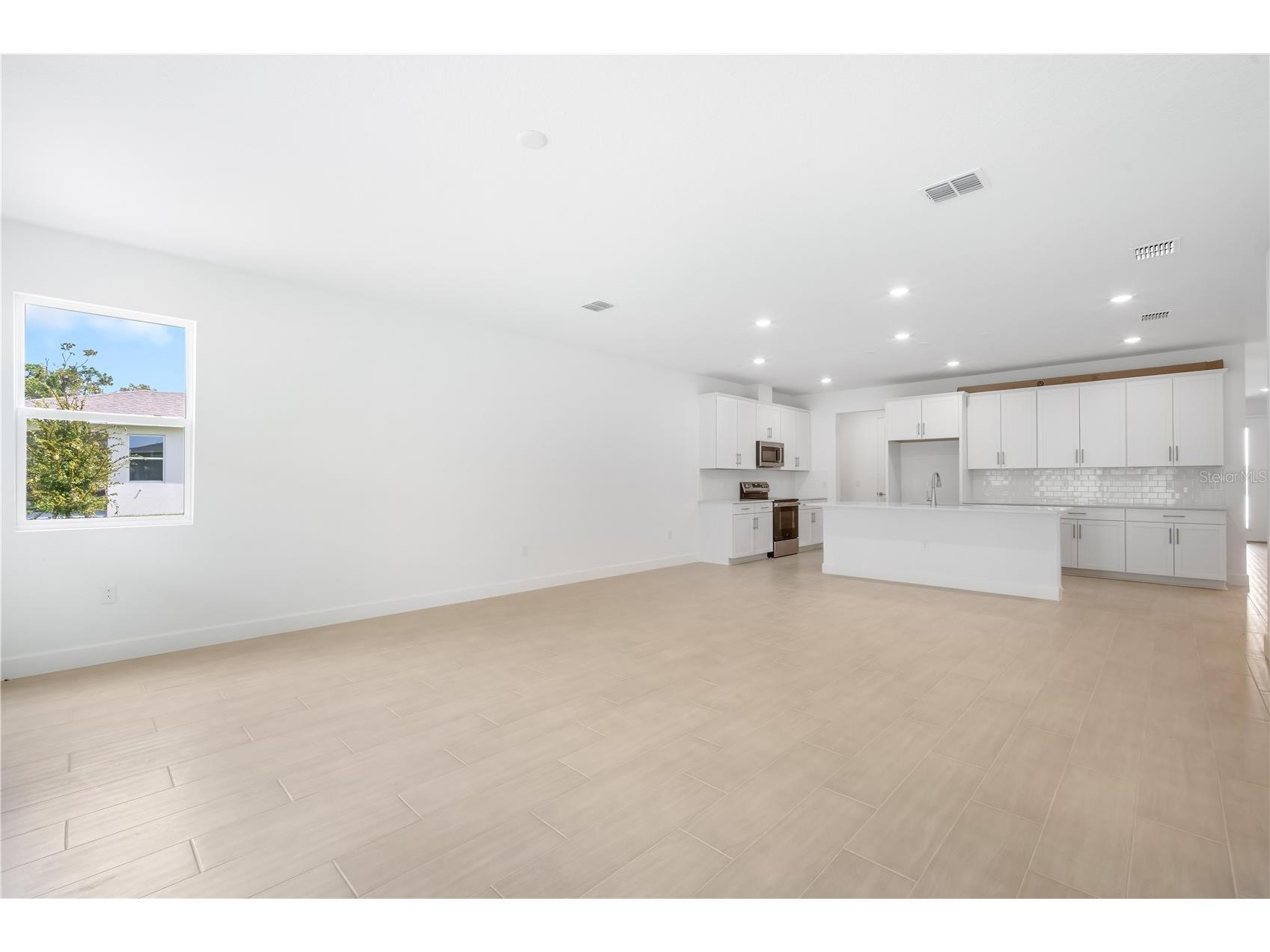 9005 Players Drive Weeki Wachee FL 34613 S5127459 image17