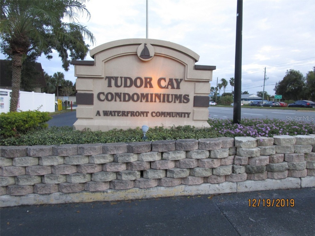 9005 Tudor Drive Tampa FL 33615 T3431018 image1