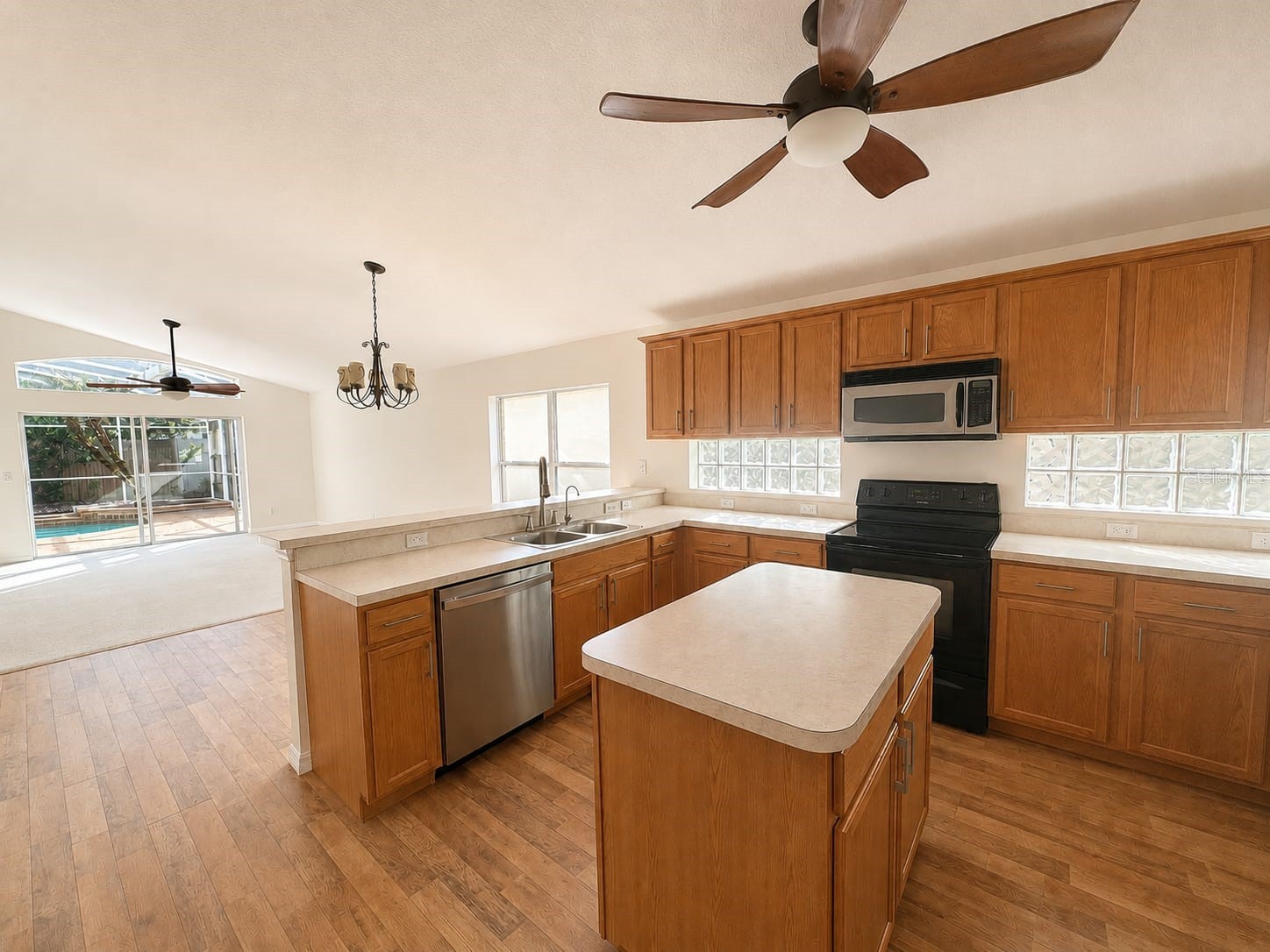9006 Verona Sound Way Orlando FL 32829 O6408074 image12