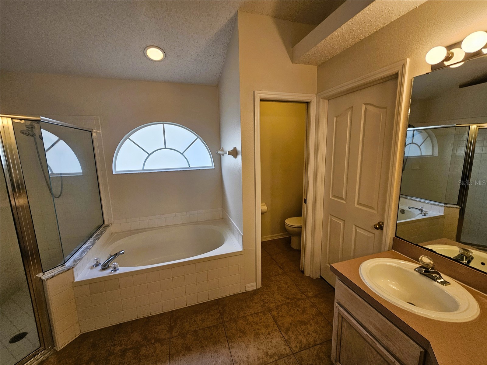 9007 Westbay Boulevard Tampa FL 33615 TB8460806 image13