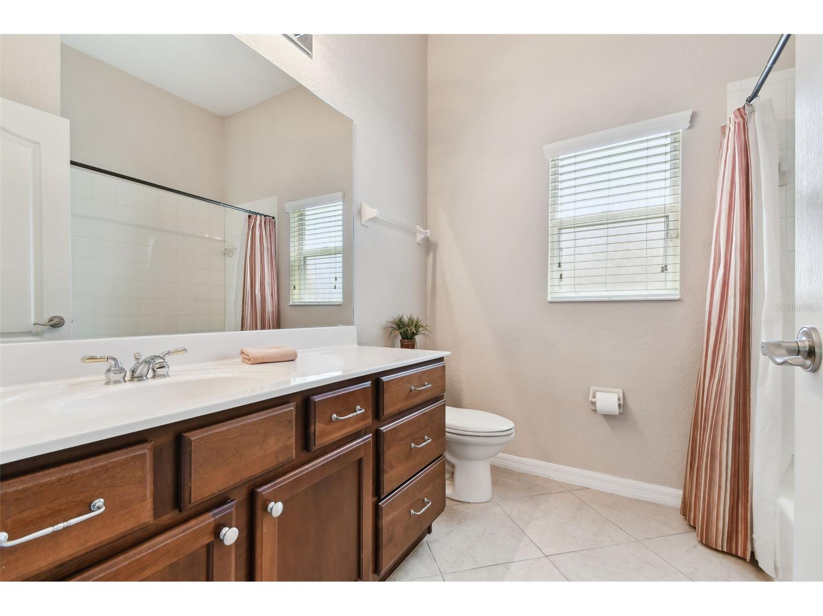 9008 Brookfield Terrace Bradenton FL 34212 A4653856 image22