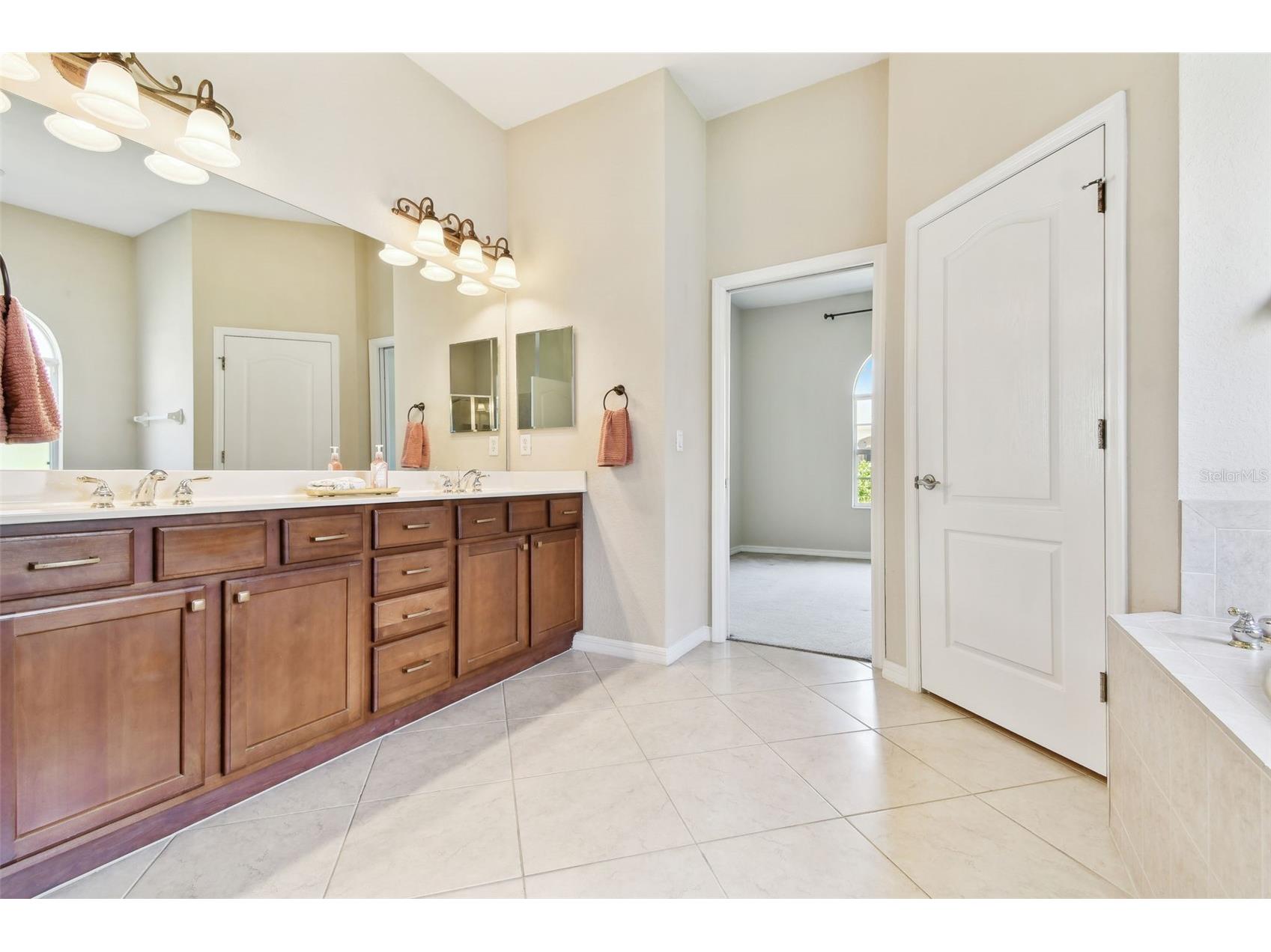 9008 Brookfield Terrace Bradenton FL 34212 A4653856 image28