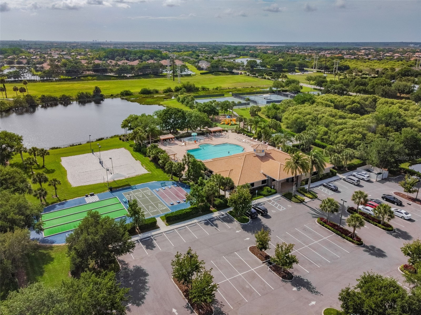 9008 Brookfield Terrace Bradenton FL 34212 A4653856 image47