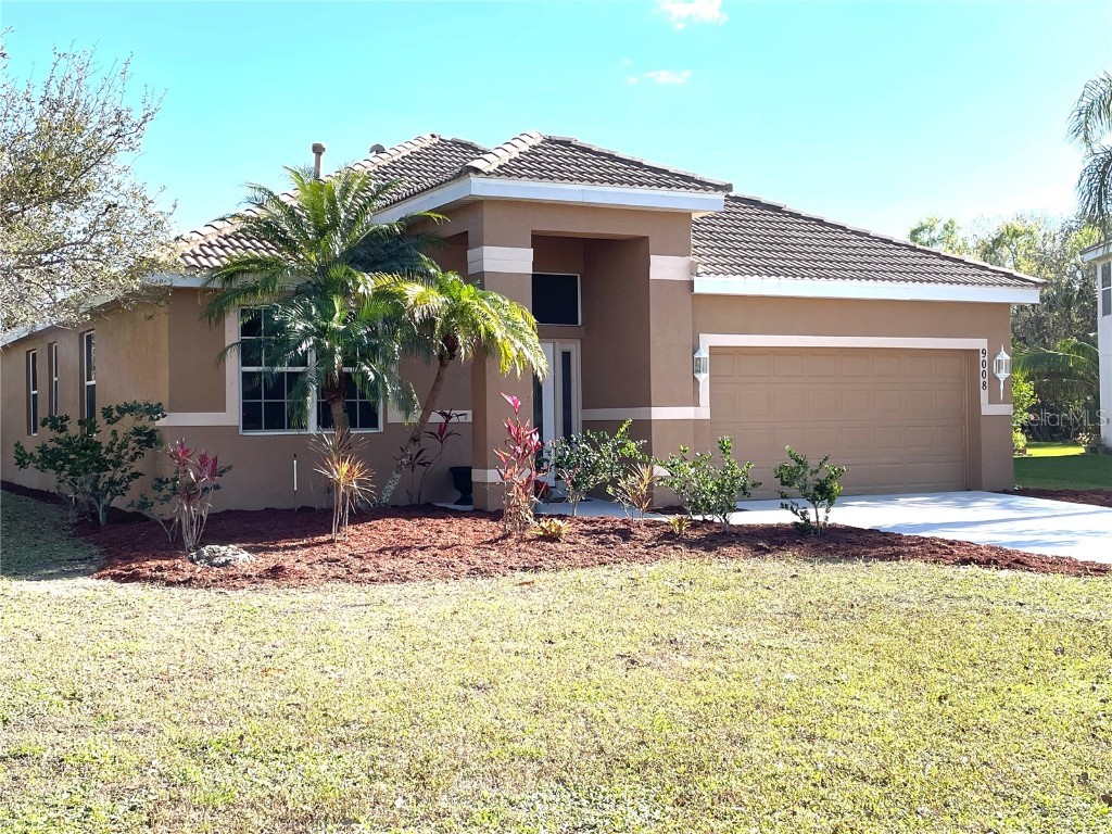 9008 Heritage Inlet Place Bradenton FL 34212 A4557375 image1