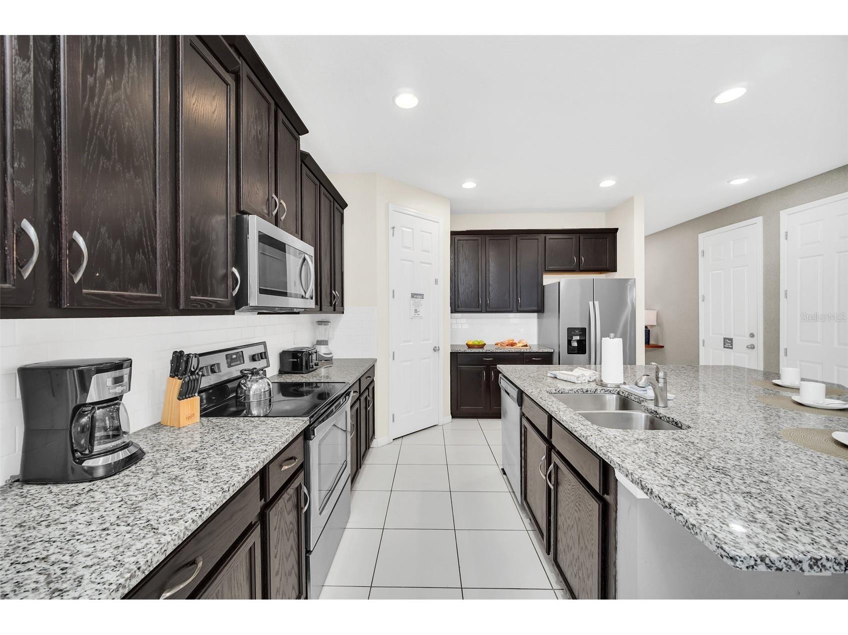 9009 Egret Mills Terrace Kissimmee FL 34747 O6401913 image9