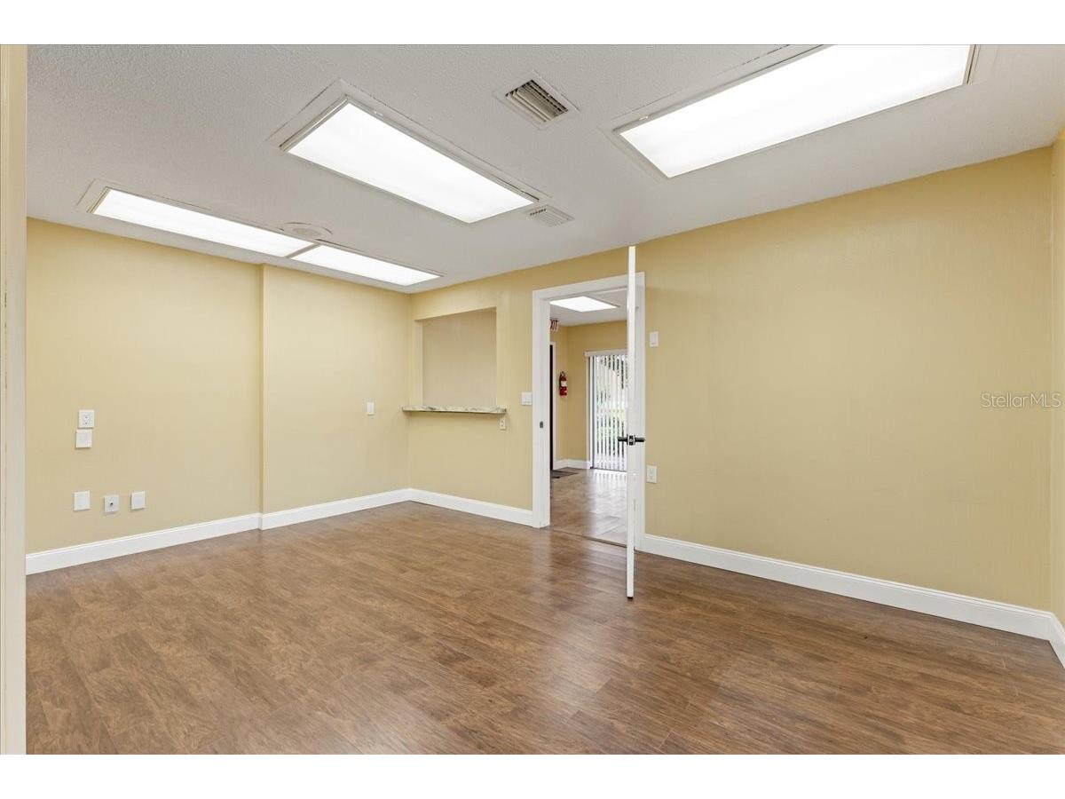 9009 Park Boulevard #SUITE B Seminole FL 33777 TB8519324 image12