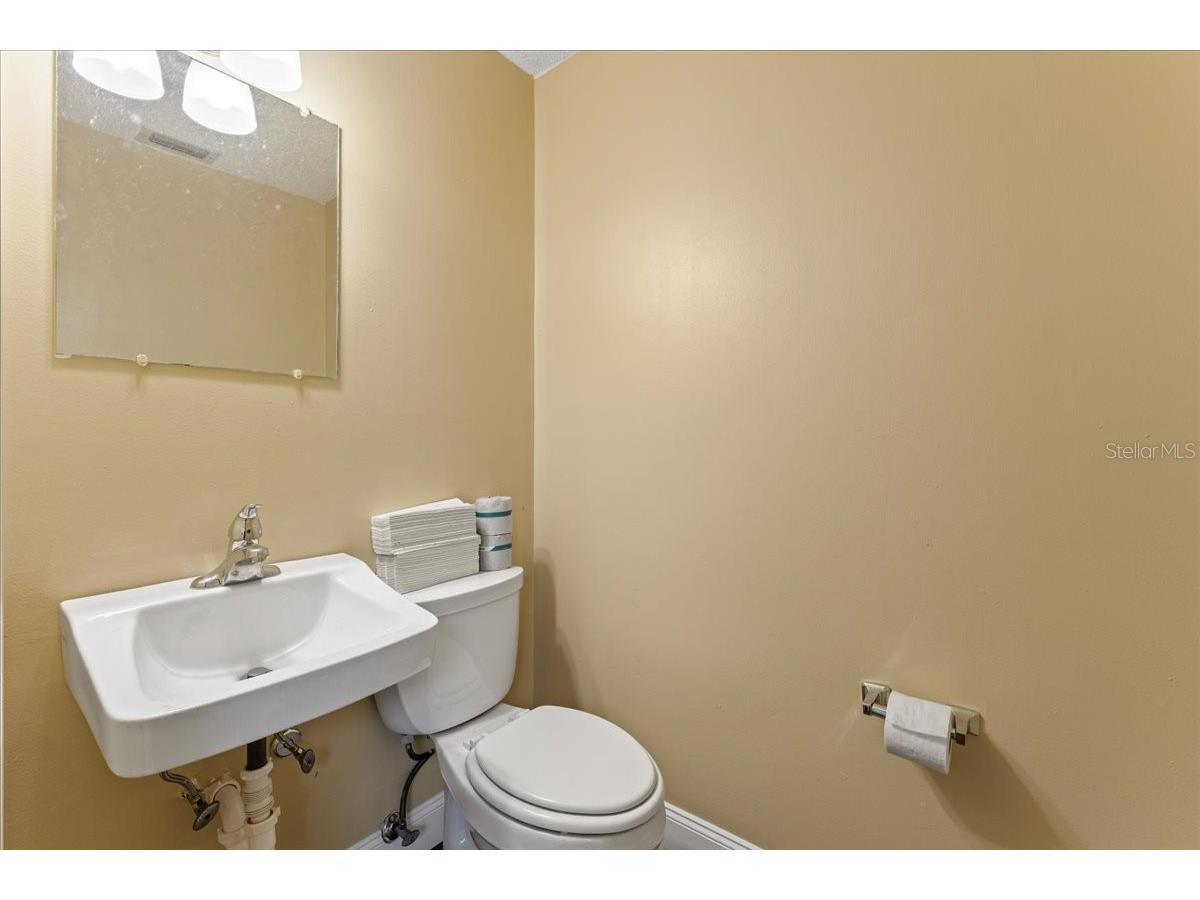 9009 Park Boulevard #SUITE B Seminole FL 33777 TB8519324 image18