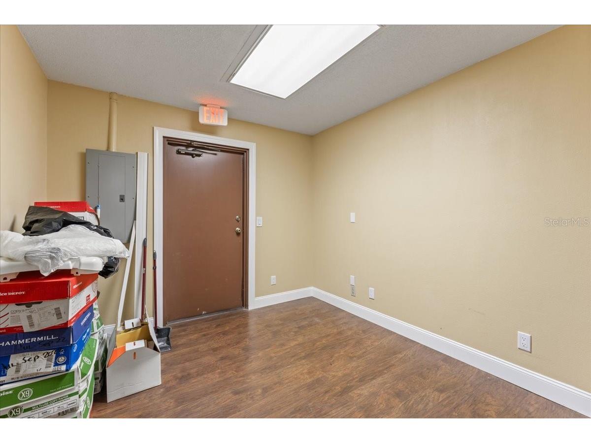 9009 Park Boulevard #SUITE B Seminole FL 33777 TB8519324 image19