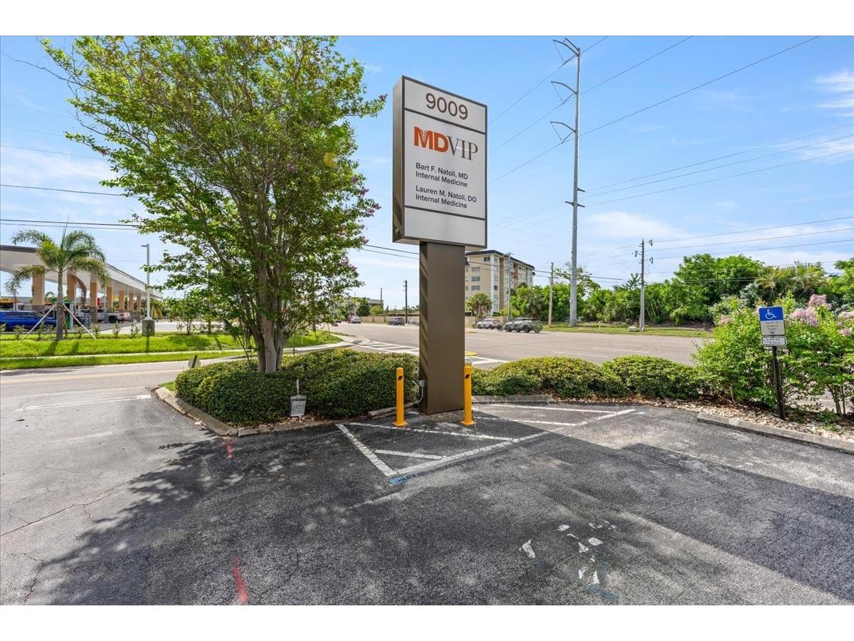 9009 Park Boulevard #SUITE B Seminole FL 33777 TB8519324 image3