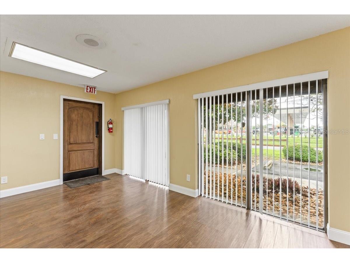 9009 Park Boulevard #SUITE B Seminole FL 33777 TB8519324 image8