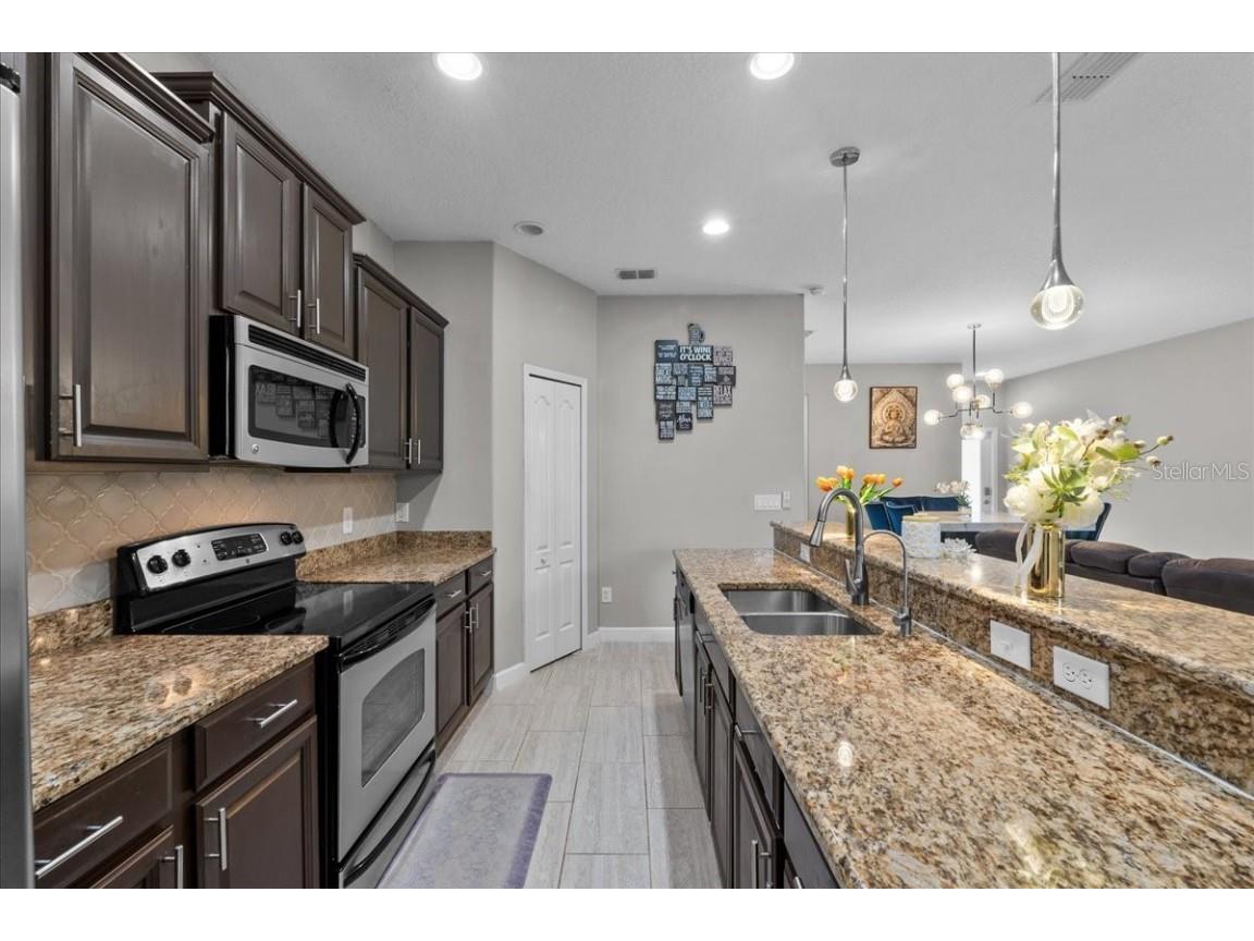 9009 Savannah Julip Lane Orlando FL 32832 O6304582 image7