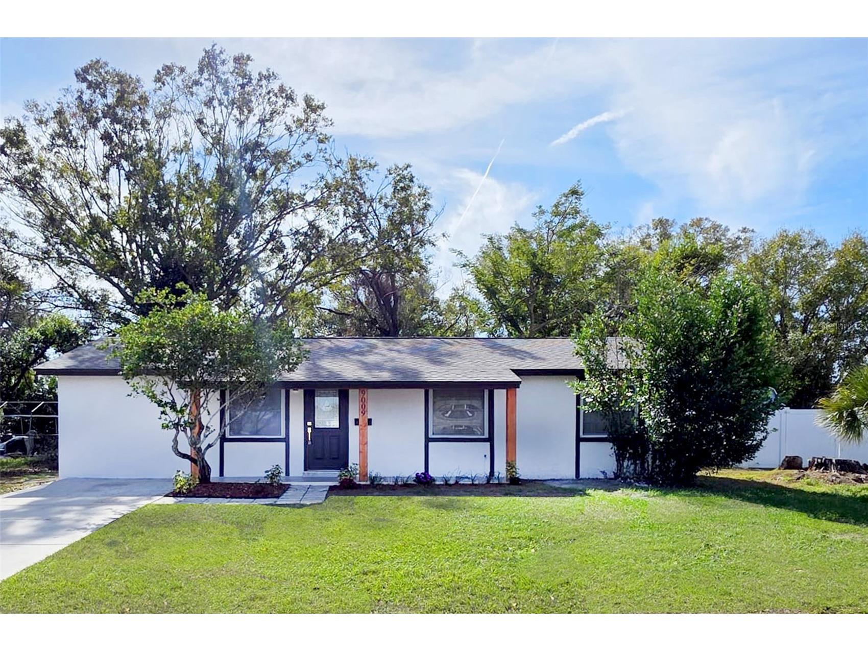 9009 Tree Valley Circle Tampa FL 33615 TB8463952 image1