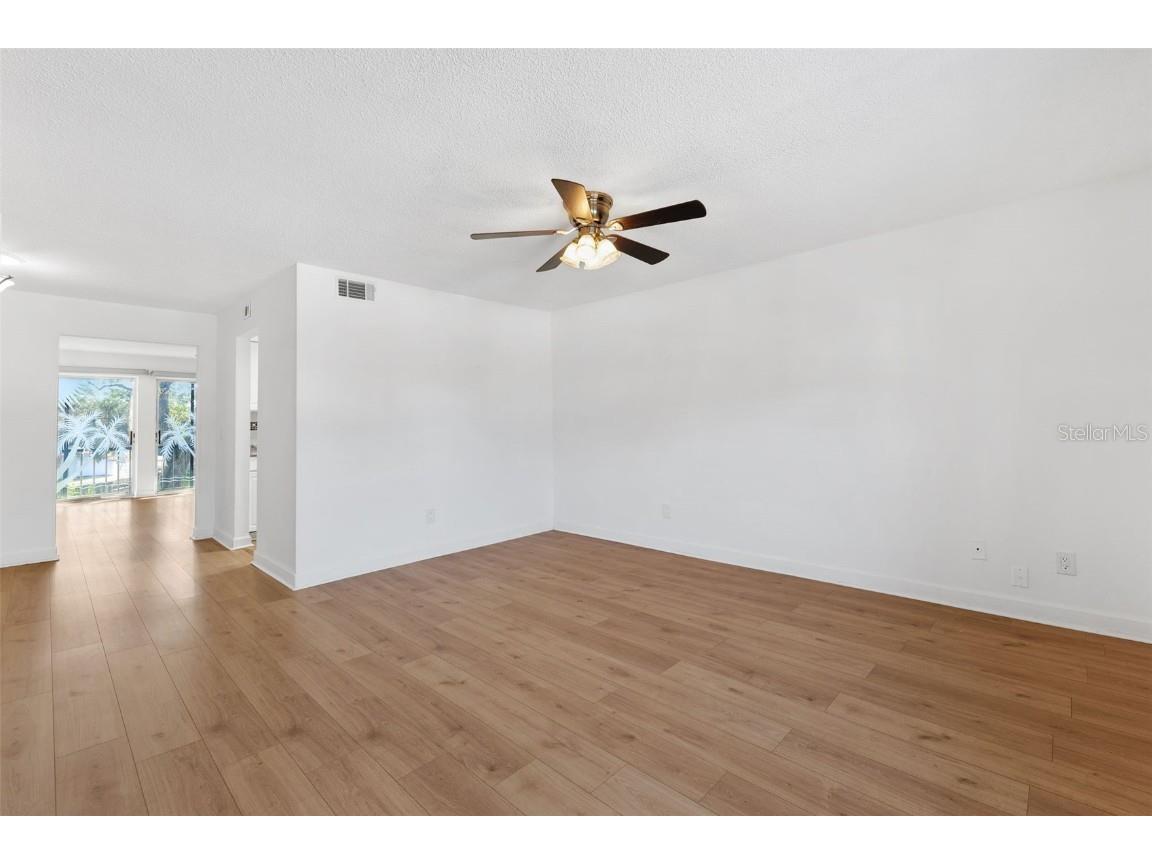 9009 Tudor Drive #G210 Tampa FL 33615 TB8445372 image11