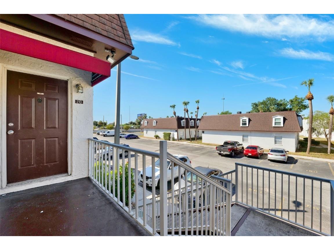 9009 Tudor Drive #G210 Tampa FL 33615 TB8445372 image3