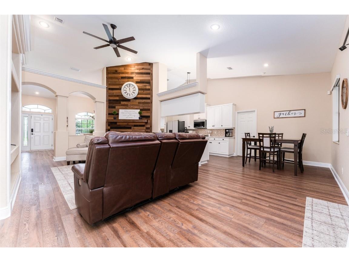 901 8th Ave Sw Ruskin FL 33570 TB8415326 image20