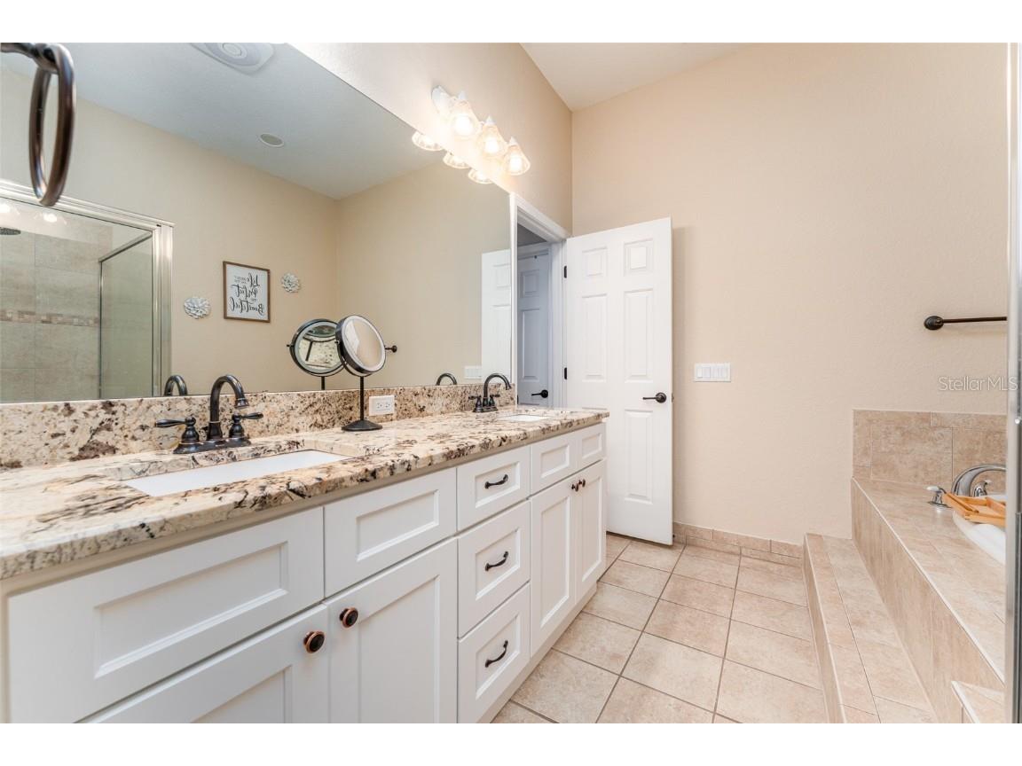 901 8th Ave Sw Ruskin FL 33570 TB8415326 image25