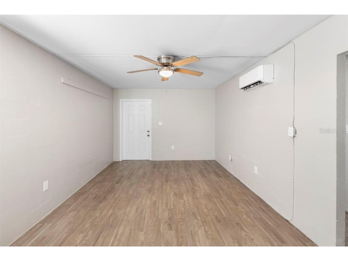 901 Colyer Street #A & B Orlando FL 32805 O6365474 image12