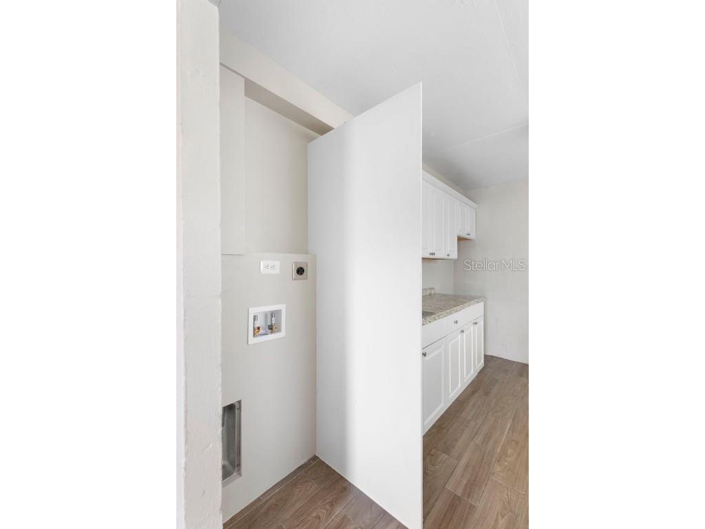 901 Colyer Street #A & B Orlando FL 32805 O6365474 image17