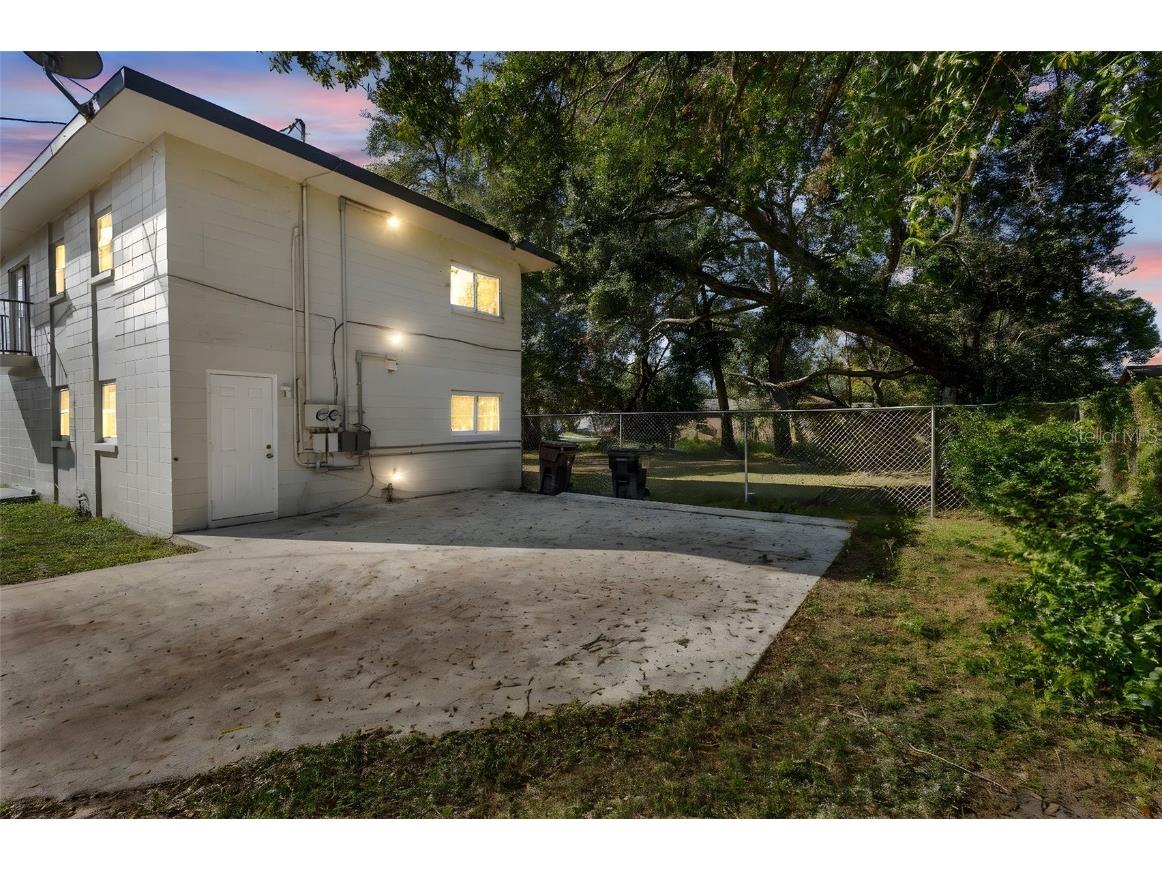 901 Colyer Street #A & B Orlando FL 32805 O6365474 image2