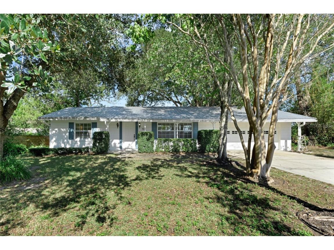 901 Crescent Parkway Deland FL 32724 V4927745 image1