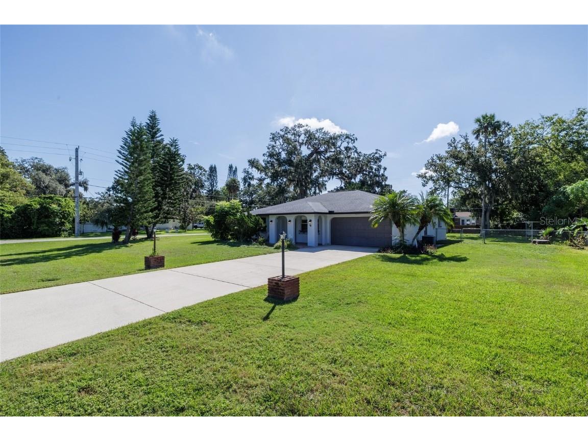 901 Duncan Road South Daytona FL 32119 V4945097 image2